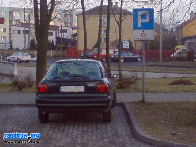 148 mandatów za złe parkowanie!