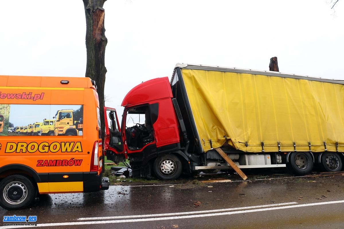 Trzy ciężarówki uczestniczyły w porannym zdarzeniu w Nagórkach [foto]