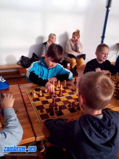 Kolejne punkty szachistów z Paproci Dużej