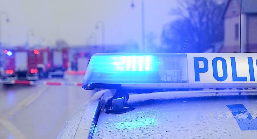 Zwłoki mężczyzny wyłowiono ze stawu w gm. Kołaki Kościelne