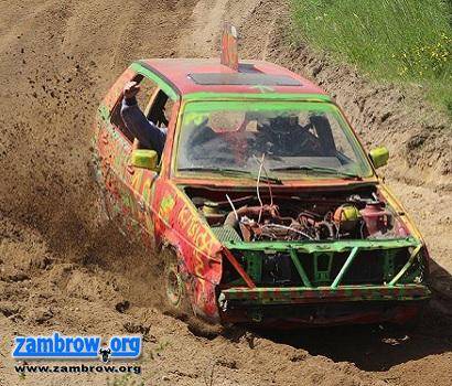 Videorelacja z Wrak Race w Czerwonym Borze