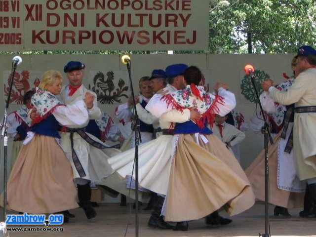 Tryumfalne zwieńczenie sezonu wiosennego Teatru Form Różnych
