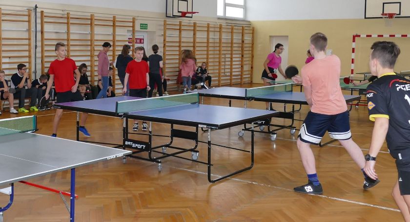 Rozegrano Powiatowe Igrzyska Młodzieży Szkolnej w tenisie stołowym [wyniki]