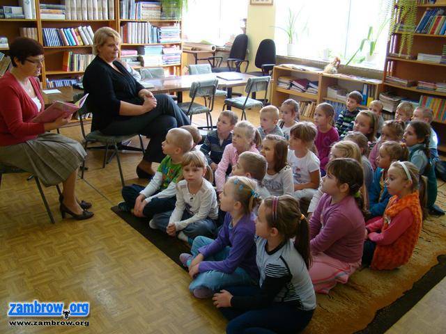 Międzynarodowy Miesiąc Bibliotek Szkolnych w Piątce