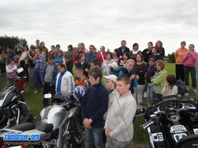 Motocykliści spotkali się z uczniami SOSW