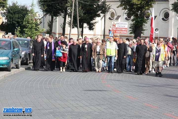 XXVII Zambrowska Piesza Pielgrzymka w drodze do Hodyszewa [foto + video]
