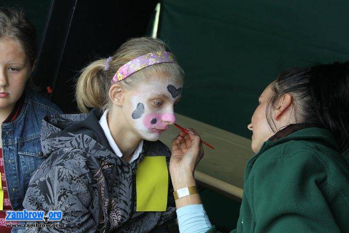 Trzy tysiące dzieci bawiło się z Mlekpolem podczas Powiatowego Dnia Dziecka [foto]