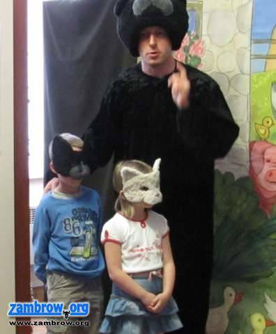 Plastyka, literatura i teatr w bibliotece