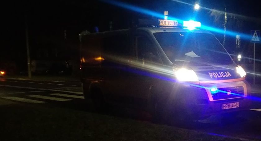 Potrącenie na przejściu dla pieszych. Kobieta przewieziona do szpitala [foto] 