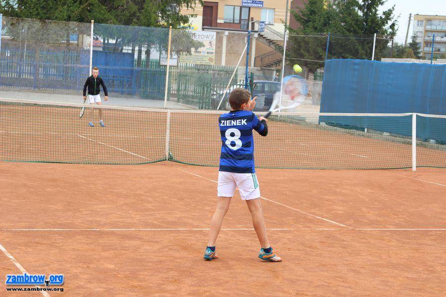 Rozegrano I Juniorski Singlowy Turniej Tenisowy [foto]