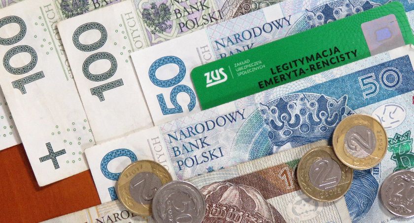 Pracujący emeryci i renciści mają czas na rozliczenie z ZUS do końca lutego