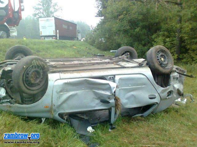Renault Thalia dachowało na krajowej ósemce