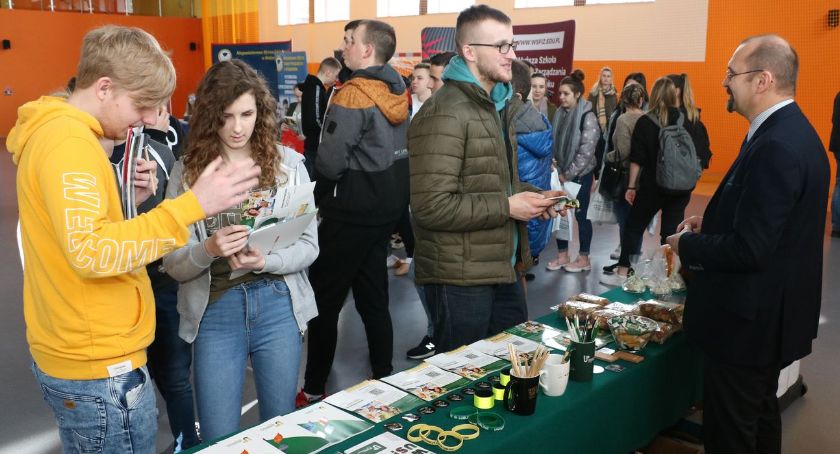 Prezentacje Edukacyjno–Doradcze w ZS1 [foto+video]