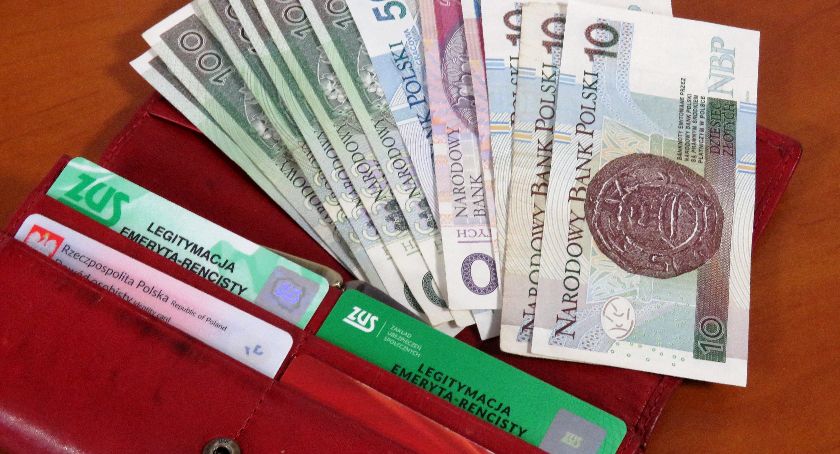 ZUS uspokaja: emerytury i renty dotrą w terminie
