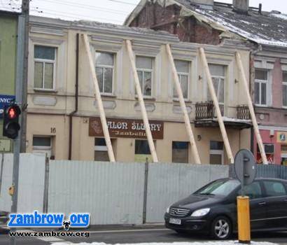 Zawalona kamienica czeka na kolejne ekspertyzy