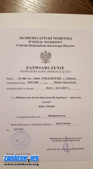 Zambrowski wikariusz ukończył kurs organizowany przez Akademię Sztuki Wojennej [foto]