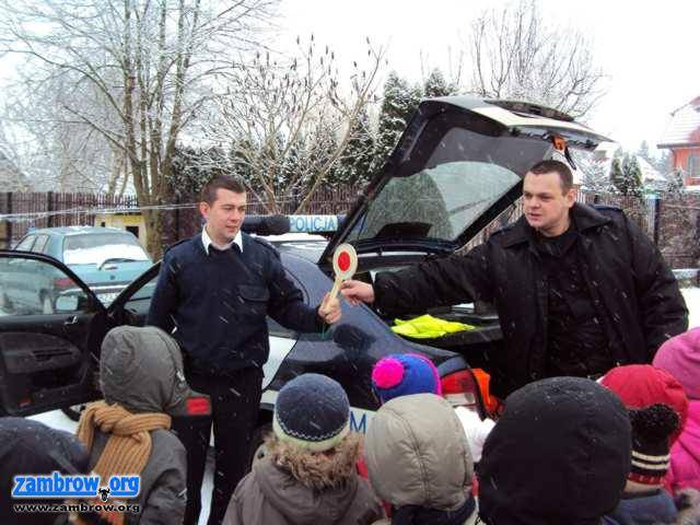 Policjanci dbają by ferie w naszym powiecie były bezpieczne 