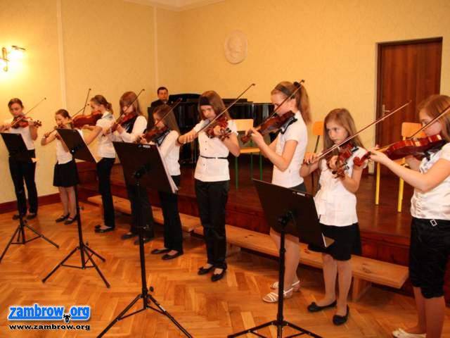 Zapisy do Szkoły Muzycznej – zapraszamy uzdolnione dzieci i młodzież