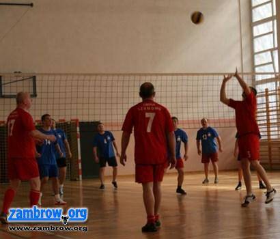 Sportowe rozgrywki dla strażaków w Szumowie