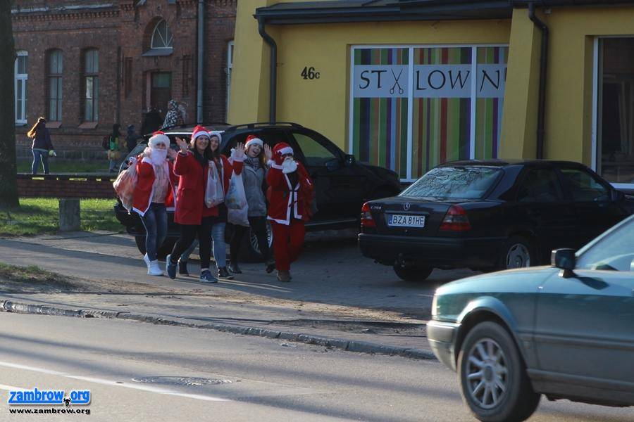 Mikołaje na ulicach Zambrowa 
