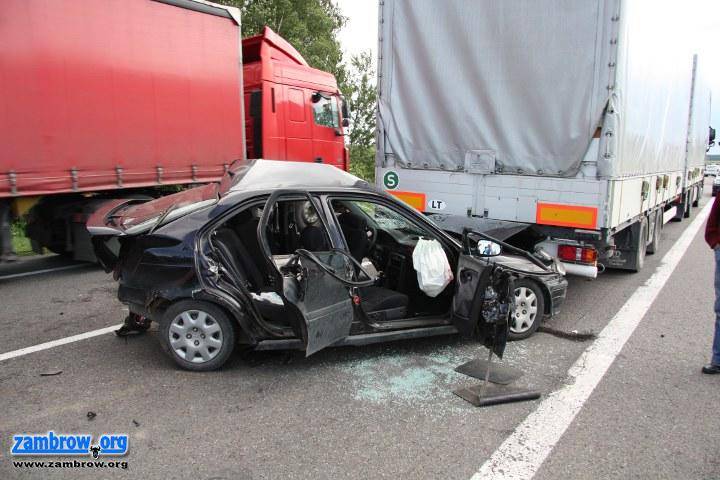Wypadek na krajowej ósemce przy stacji paliw w Kołakach