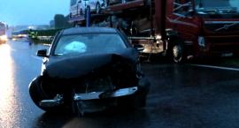 Re:Osobówka uderzyła w ciężarówkę. Dwie osoby w szpitalu [foto+video]