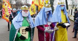 Orszak Trzech Króli po raz pierwszy przemaszerował w Zambrowie [foto+video]