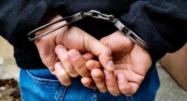 Zambrowski policjant zatrzymany. Grozi mu do 8 lat pozbawienia wolności 