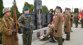 Obchody 82. rocznicy zbrodni katyńskiej [VIDEO+FOTO]