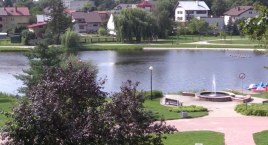 Rzeźby na terenach zielonych - dyrektor MOK odpowiada na interpelację