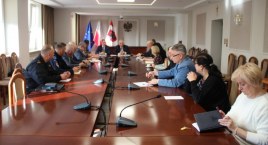 Zespół Zarządzania Kryzysowego rozmawiał m.in. o dostępności schronów na terenie Zambrowa [FOTO]