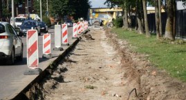 Zatoka parkingowa powstaje przy ZSA [FOTO]