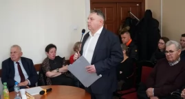 Andrzej Mioduszewski znowu wzywa starostę do przeprosin za wypowiedź podczas grudniowej sesji rady 