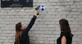 Kolejne budynki w Zambrowie oznaczone błękitną tarczą - „Zabytek chroniony prawem” [FOTO]