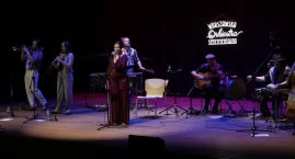 Warszawska Orkiestra Sentymentalna zagrała w Zambrowie z okazji Dnia Babci i Dziadka [FOTO+VIDEO]