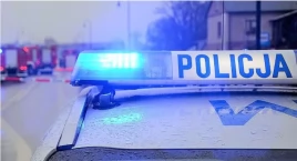 Osobówką wjechał w bariery energochłonne. Są utrudni…