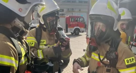 Pożar, ewakuacja i jedna osoba poszkodowana - strażacy ćwiczyli w Urzędzie Gminy Zambrów [FOTO]