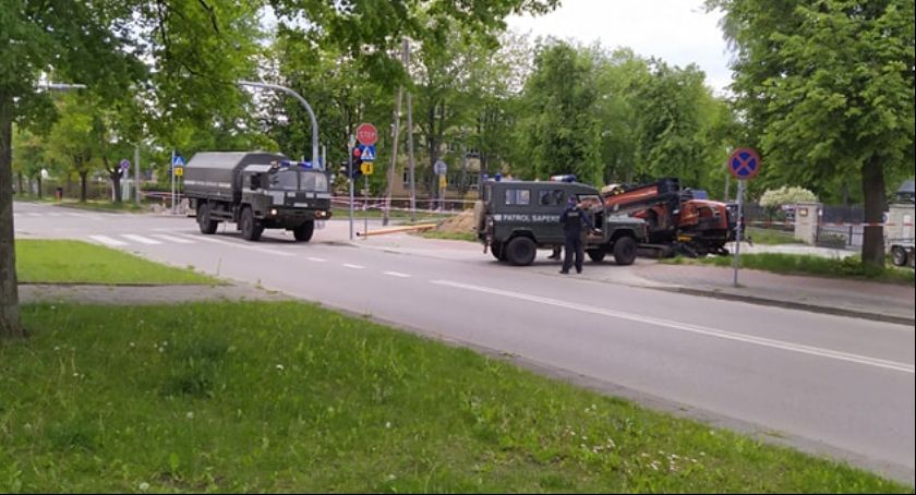 Koparka natrafiła na minę 