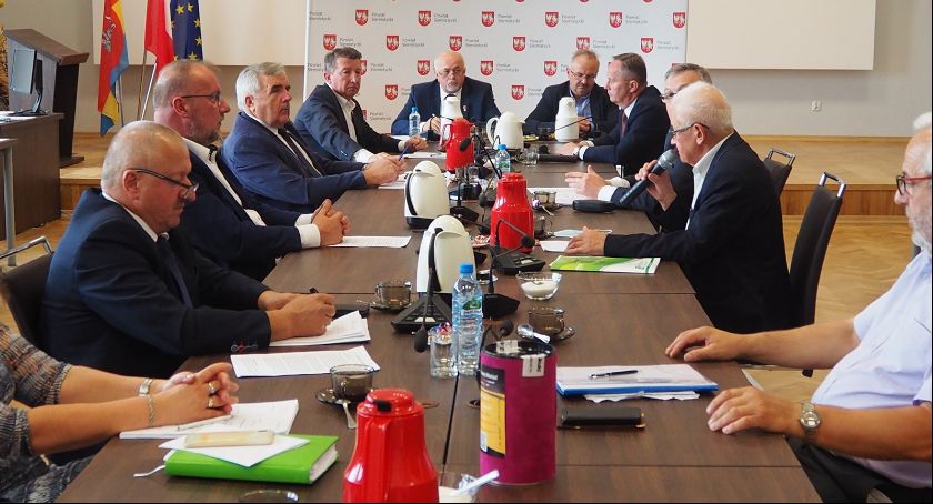Teren pod elektrownię słoneczną w Czartajewie bez przetargu