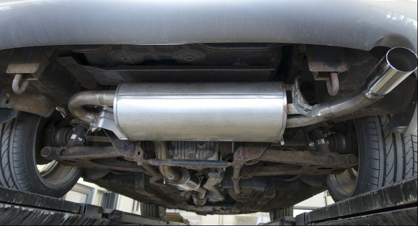 Kradzieże katalizatorów w zakładzie mechanicznym 