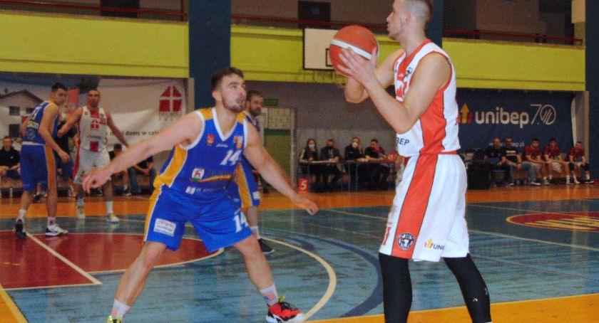 Tur Basket w najlepszej ósemce II ligi