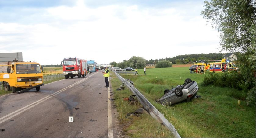Wypadek  - trzy osoby w szpitalu 