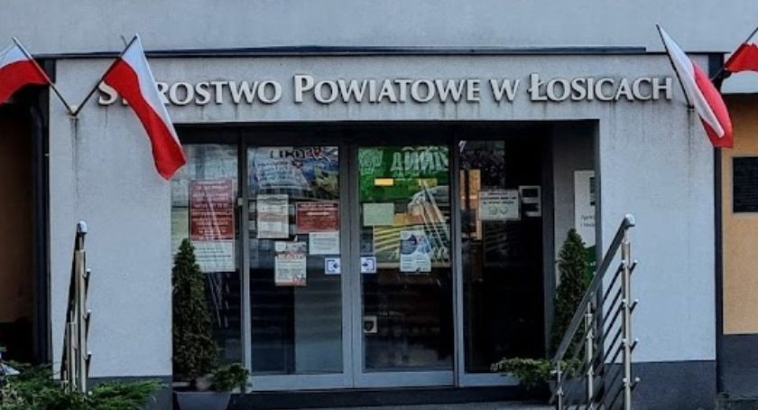 Skarga na Starostę Łosickiego. W odwecie zwolnienie z pracy?