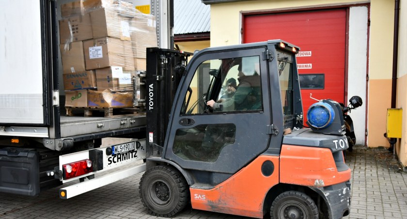 Transport pomocy z Łosic - 20 palet, 549 kartonów