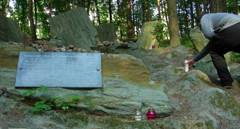 W Białowieży pamiętają. 81 rocznica zagłady Żydów