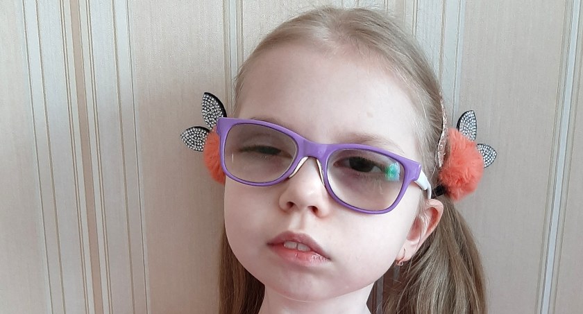 10-letnia Kinga traci wzrok. Zbiera na operację  
