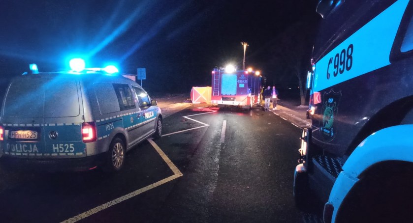 Śmiertelny wypadek. Zderzenie trzech pojazdów 