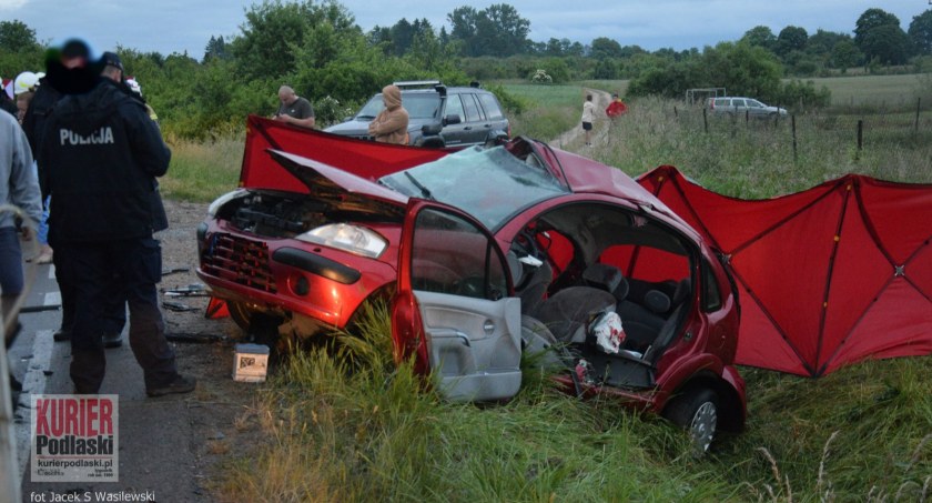 Zginęły dwie osoby. Wypadek na DK 19