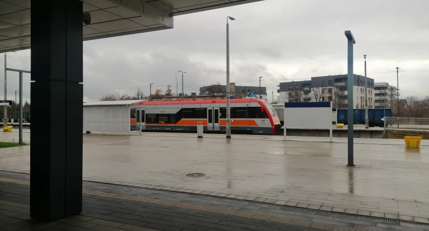 PKP - Nowy rozkład jazdy na sezon 2023/24 dla województwa podlaskiego