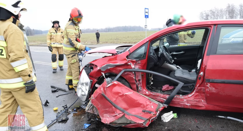 Wypadek na drodze Siemiatycze - Ciechanowiec